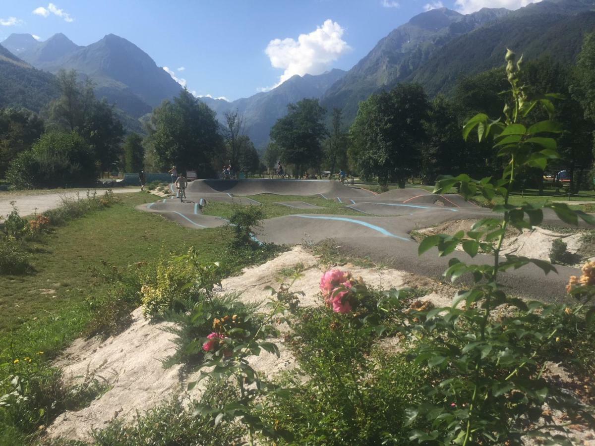 Appartement 2 Personnes Cures Ski Luchon Bagnères-de-Luchon Exteriör bild